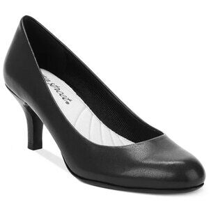 Easy Street Passion Pumps Women's Size 7 NIB